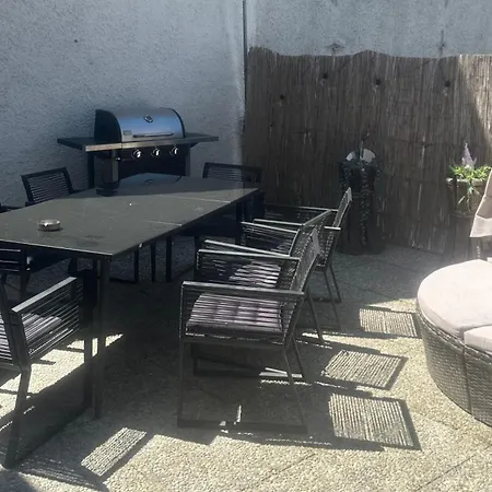 Apartman 2 Terrassenwohnung Zentral Gelegen *