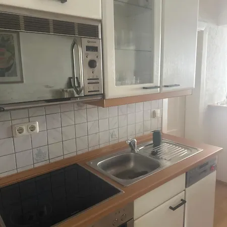 2 Terrassenwohnung Zentral Gelegen Apartman